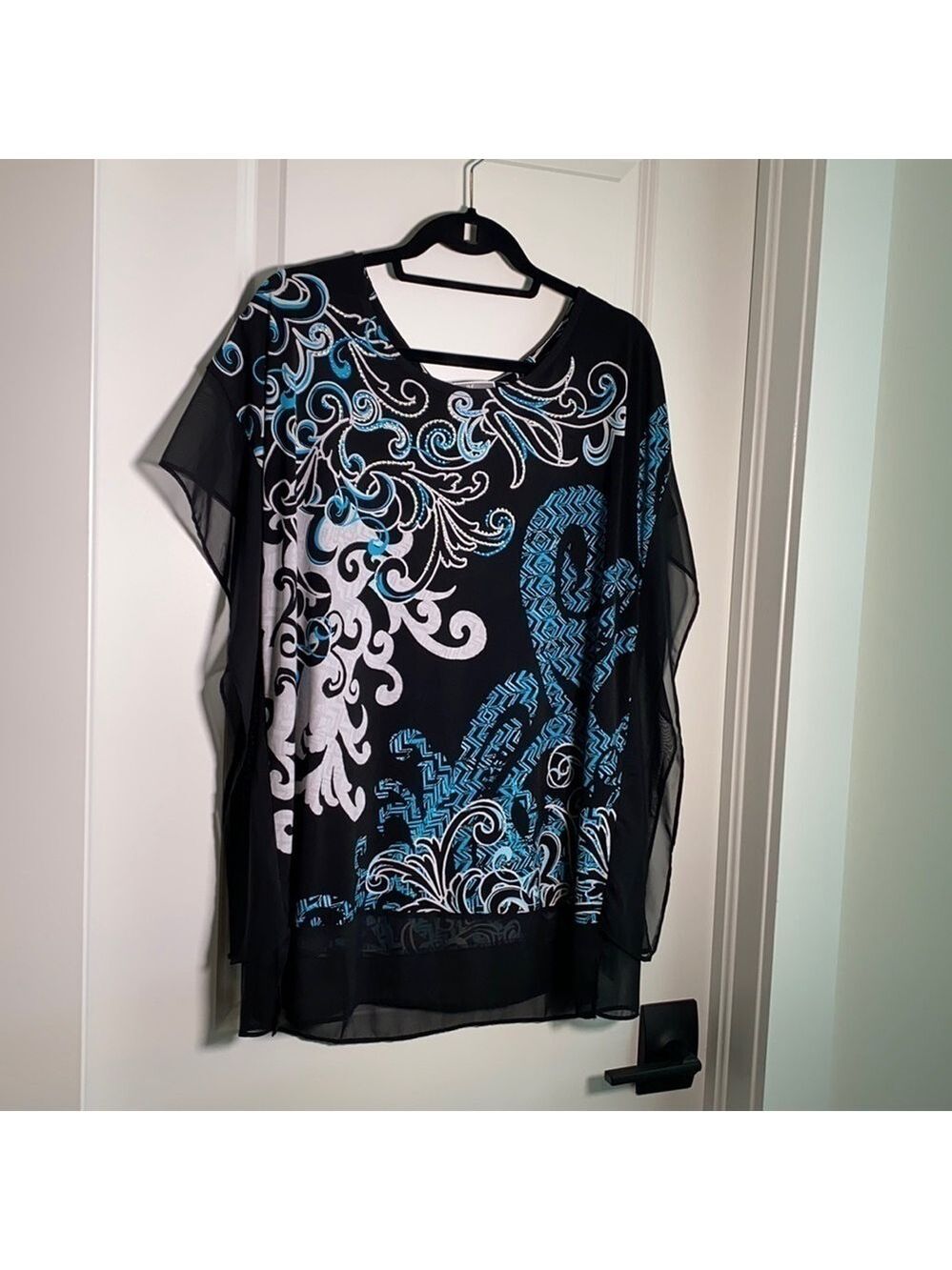 Black Jewel Design Top 1X